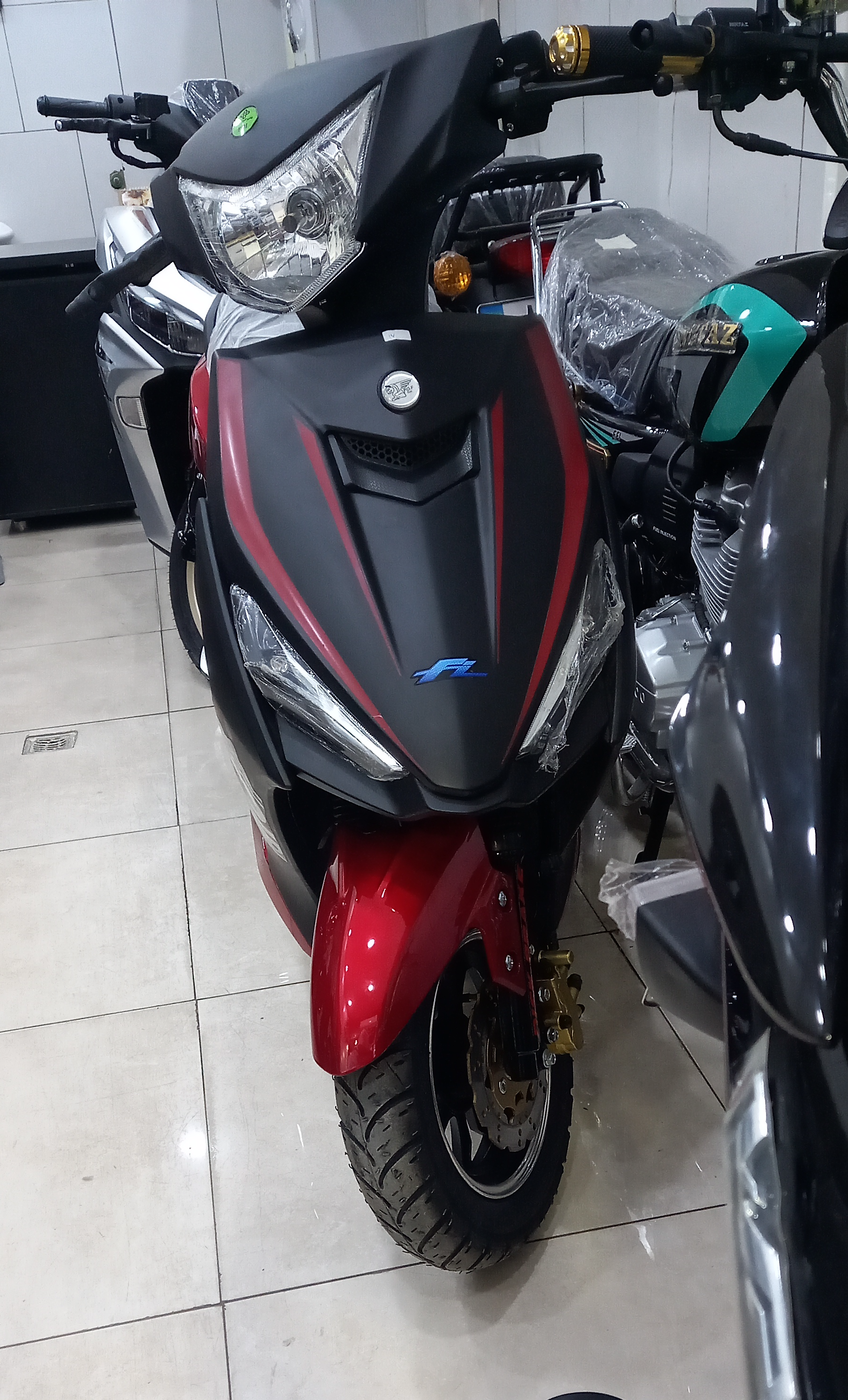 موتور سیکلت اسکوتری پیشرو 110 1405