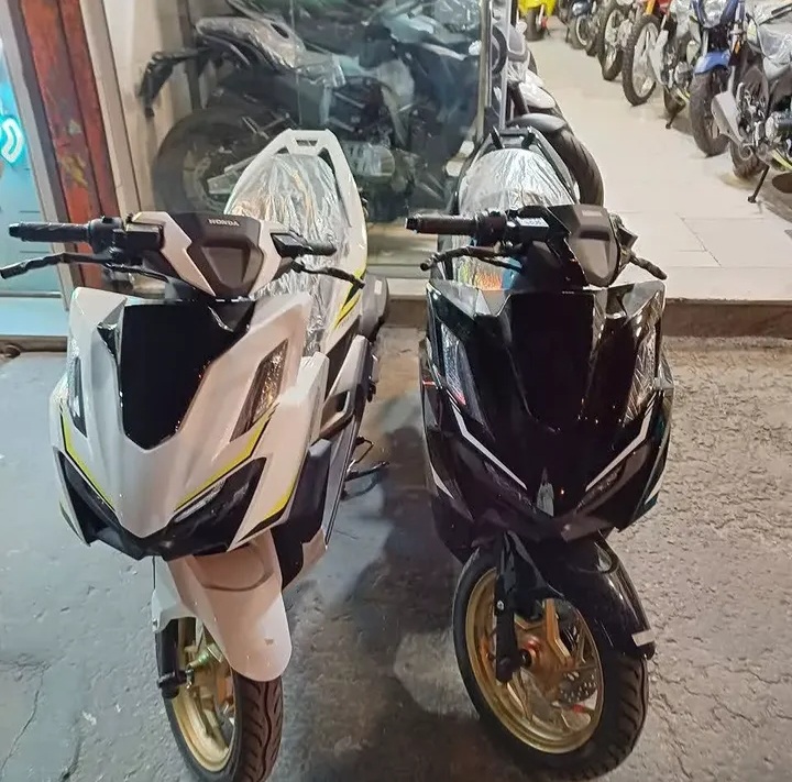 موتور سیکلت طرح واریو نیکتاز کلیک 180cc ترمز ABSجلو عقب دیسک 1405