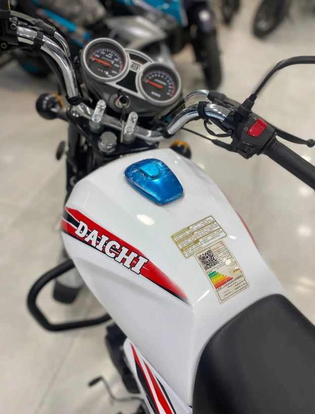 موتورسیکلت باکسر دایچی HX 180 صفر 1404